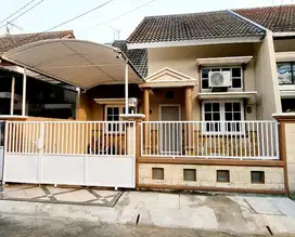 Rumah Taman Pondok Indah, Wiyung, Surabaya - Hommy & Cosy