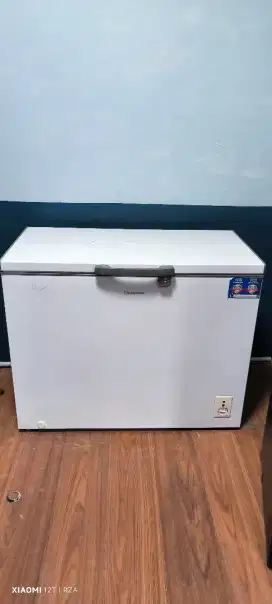 Freezer frizer kulkas pliser box Changhong 320 Liter