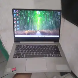 Lenovo 330s i5 Gen8 DualVga Ram8 ssd128+500GB Slim Backlight