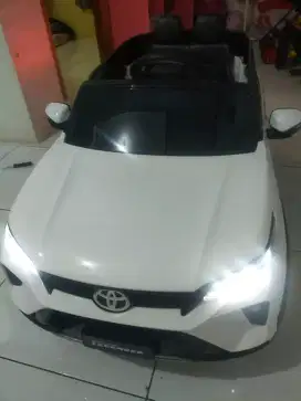 Mobil aki seken