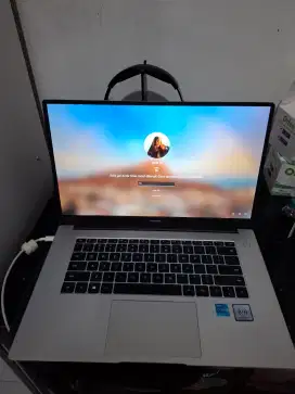HUAWEI MateBook D15 i3 8+256GB