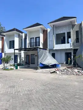 PANDANARAN AVENUE UNDIP TEMBALANG