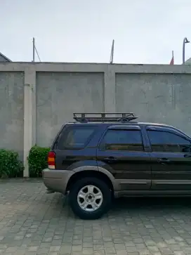Ford Escape 2005 Bisa Tukar Tambah pajak hidup tahun 2005