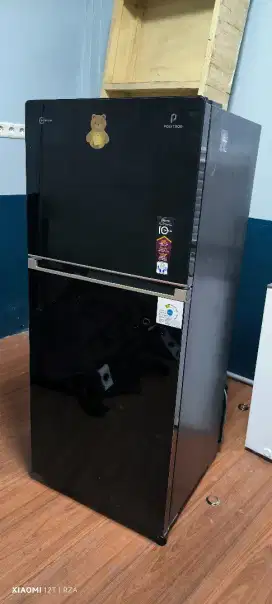 Kulkas Polytron inverter 2 pintu