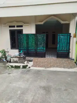 Dijual Rumah 2 Lantai Perumahan Green Emerald Residence