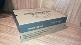 Sepatu Olahraga  Pria Skechers Men Summits Tallo-Black (232832/BBK)