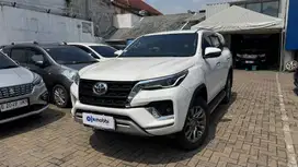 FORTUNER 2.8 4x2 VRZ SOLAR - AT 2022