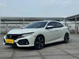 Honda Civic HB E Cvt 1.5T 2018