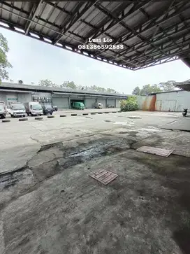 Gudang Tangerang luas 3660 m akses kontainer bebas banjir