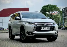 Mitsubishi Pajero Sport Dakar 4x2 Diesel Matic A/T Tahun 2019 Putih
