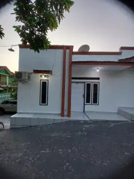 Disewakan Rumah Minimalis Mewah Modern di Mayangmangurai Kota Jambi