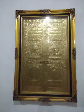 Kaligrafi kuningan