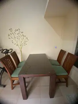 Dijual meja makan