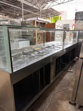 Bain marie penghangat makanan
Sumber panas dari kompor listrik 2 unit