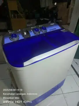 Mesin cuci merek AQUA 8Kg normal Joss tinggal pake bosku