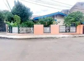 Dijual Rumah hitung Tanah di Komplek Garuda cipondoh TNG