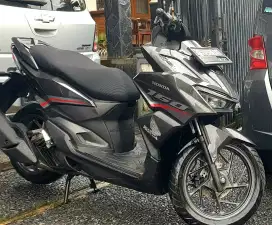 Vario 160 cc th 2022 km LOW