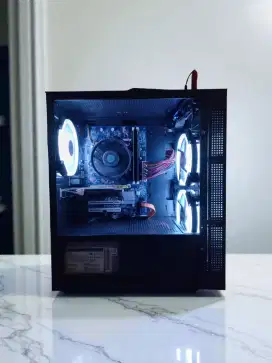 CPU i5-2400 | 8GB DDR3 | GT630 2GB | SSD + HDD