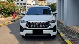 Toyota Kijang Innova Zenix 2.0 G HV Hybrid CVT AT TNGA Gen7 Putih