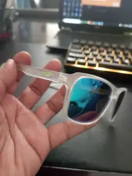 OAKLEY HOLBROOK Matte Clear