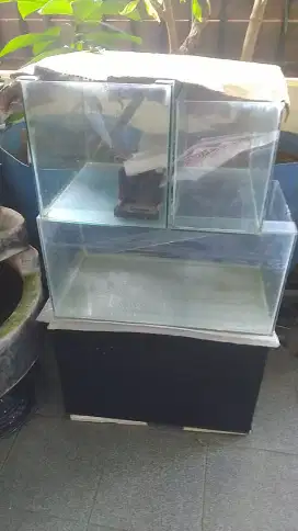 Aquarium bekas bagus