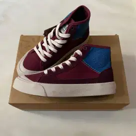 Original Sepatu Eiger Pedauh Mid Cut Wanita Travel