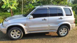 Suzuki Escudo 2003 Bensin