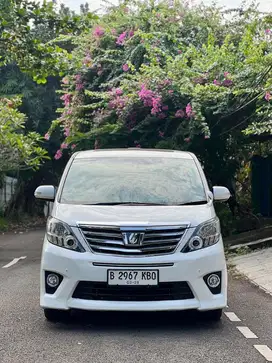 Alphard SC 2012 putih