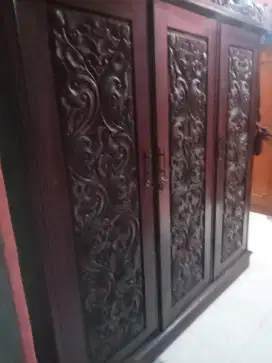 LEMARI KAYU JATI ASLI
