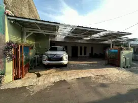 Rumah 1,5 Lantai
Dikontrakan Besar Luas dengan Furnish atau NonFurnish