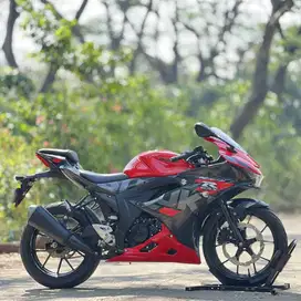 SUZUKI GSX 150R MERAH HITAM 2022 KM 14K PAJAK PANJANG KAYAK BARU