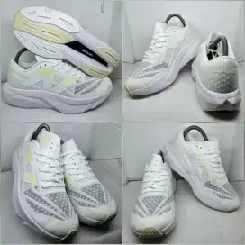 Sepatu NB Elite Fuelcell
