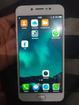 Jual hp vivo v5 ram 4/32GB mulus pokoknya kaya baru