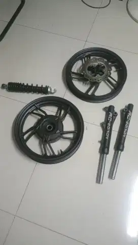 Copotan orian 
Velg nomin
Shock d/b dan cakram