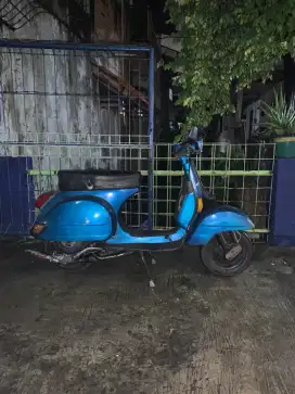 FOR SALE VESPA PXE 150 THN 81