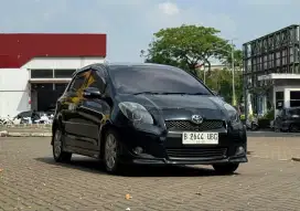 Toyota Yaris S Limited Matic  A/T Tahun 2009 Hitam Pemakaian 2010