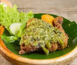 Ayam penyet ijo