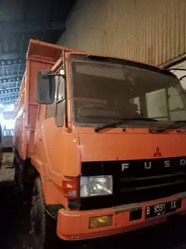 Dijual Mitsubishi Fuso FM 517H Light Truk [2006]