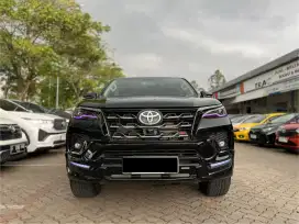 TERMURAH TOYOTA FORTUNER VRZ TRD SPORTIVO AT 2021 HITAM