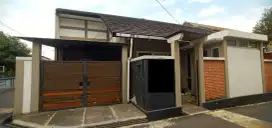 Termurah dikelasnya Rumah terawat tanah luas di margahayu raya