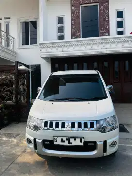 Mitsubishi Delica Royal 2015 Matic