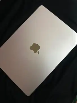 Dijual macbook air m1 256 gb second