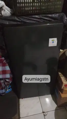Kulkas 1 pintu Merk AQUA