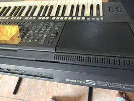 Keyboard Yamaha PSR S950