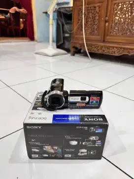 Di Jual Handycam Sony DCR-PJ6E