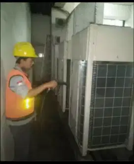 Service Ac,Mesin Cuci,Kulkas,Pompa Air dan Bongkar Pasang AC.