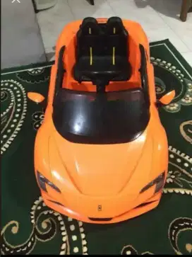 Mobil aki kondisi mulus