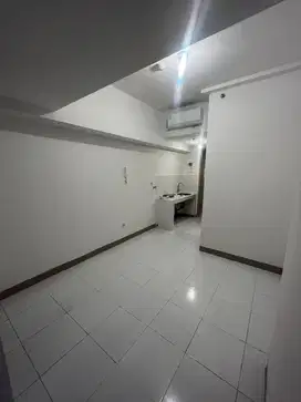disewa apartemen tokyo riverside studio ac + waterheater pik 2