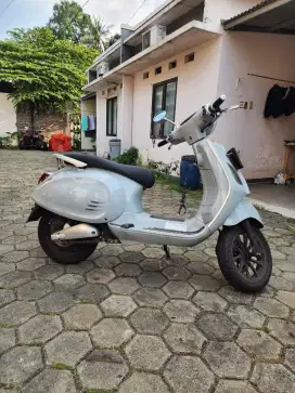 MINERVA 5C Like New