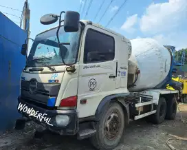 Hino Lohan FM 260 Ti Tronton 6×4 Mixer 7-8 Kbk Ors Turbo BIO Solar